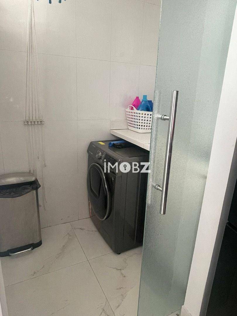 Apartamento à venda com 1 quarto, 93m² - Foto 13