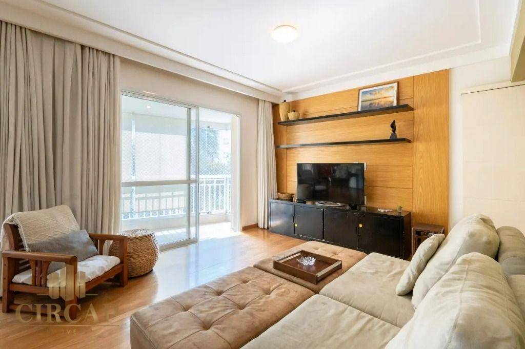 Apartamento à venda com 3 quartos, 143m² - Foto 7