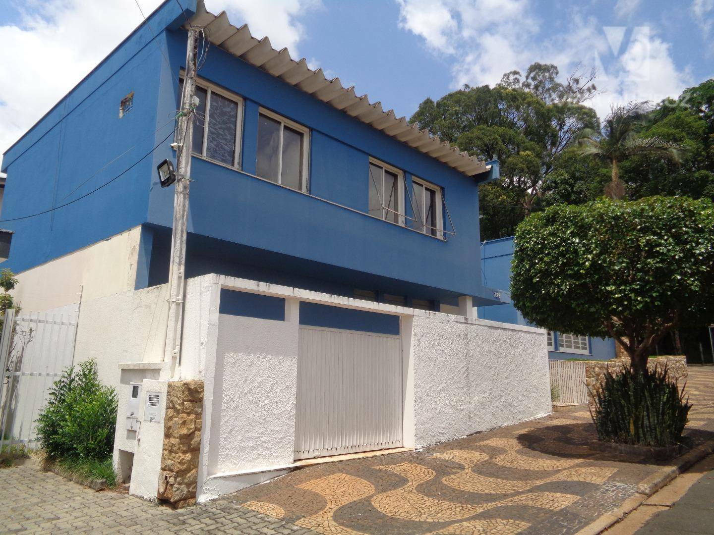 Casa à venda com 1 quarto, 202m² - Foto 1