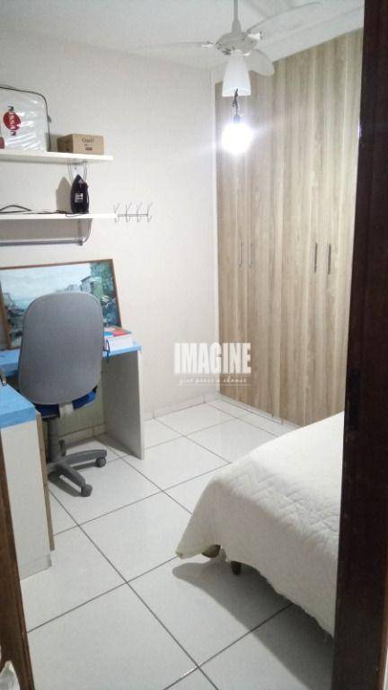 Sobrado à venda com 2 quartos, 101m² - Foto 15