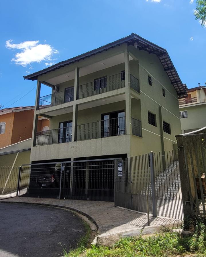 Sobrado para alugar com 3 quartos, 300m² - Foto 2