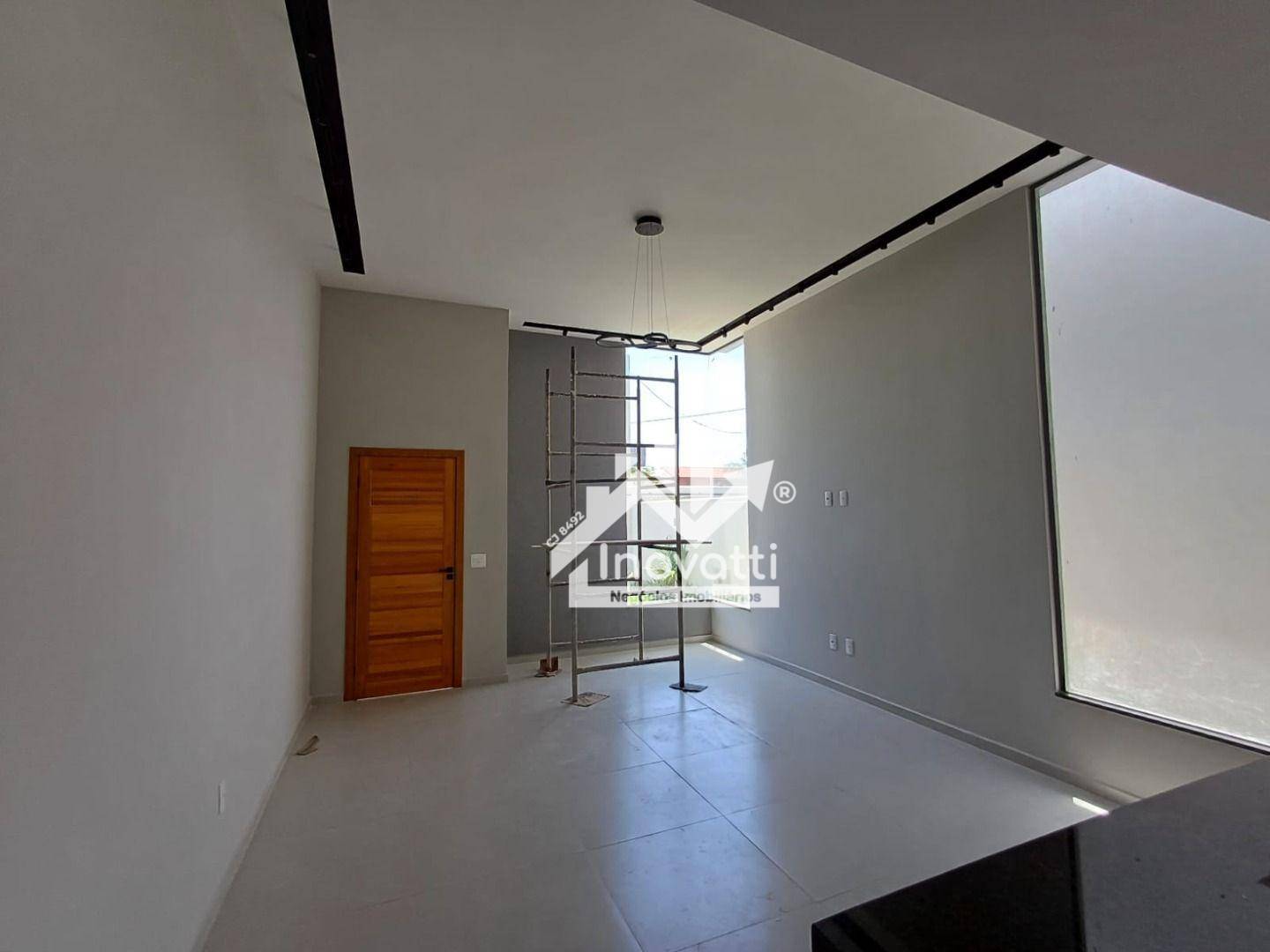 Casa à venda com 3 quartos, 89m² - Foto 2