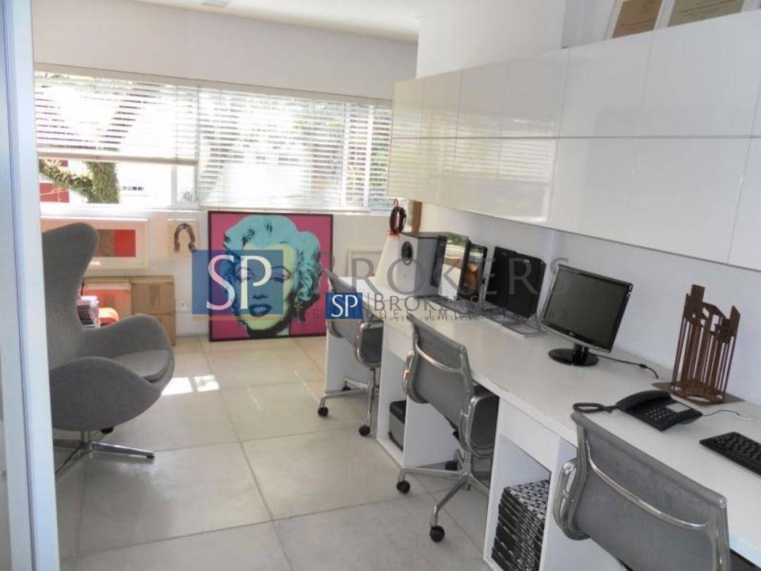 Casa à venda com 4 quartos, 450m² - Foto 28