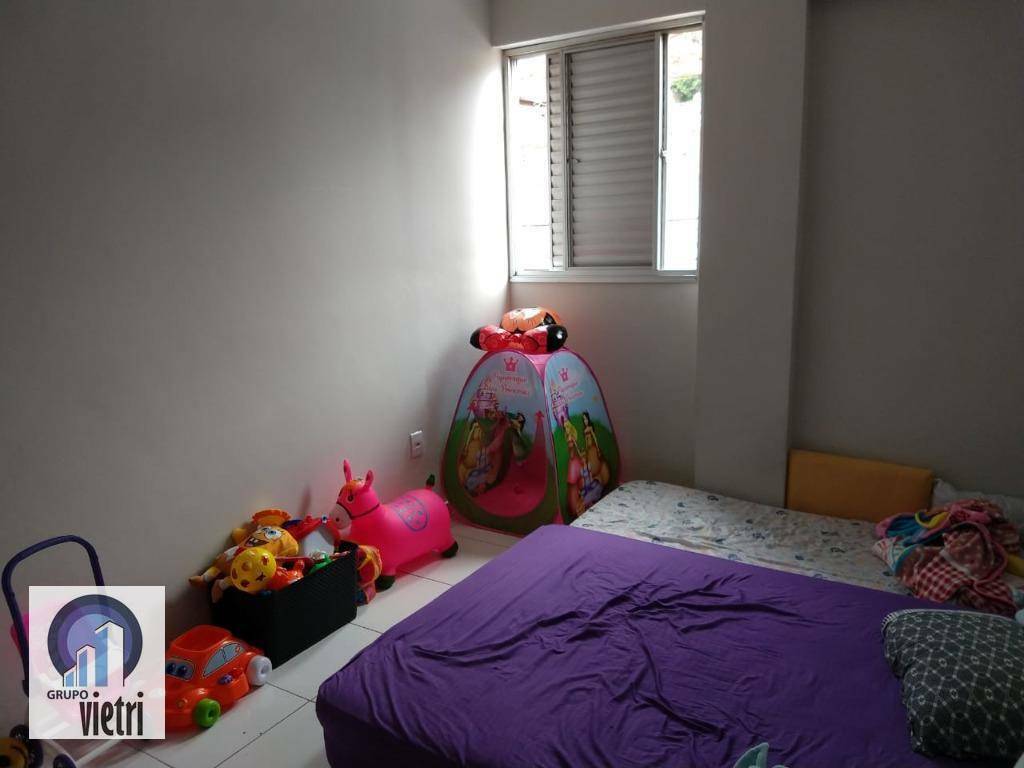 Apartamento à venda com 2 quartos, 62m² - Foto 15