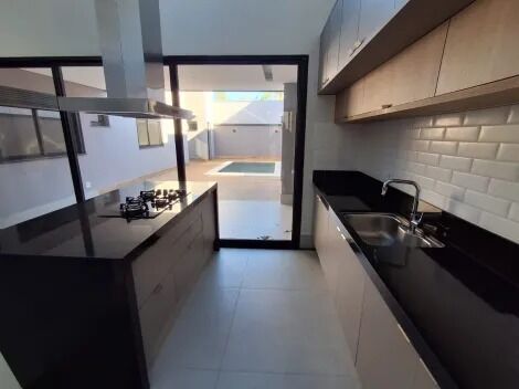 Casa à venda com 3 quartos, 210m² - Foto 12