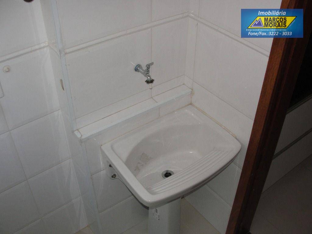 Apartamento à venda com 2 quartos, 60m² - Foto 12