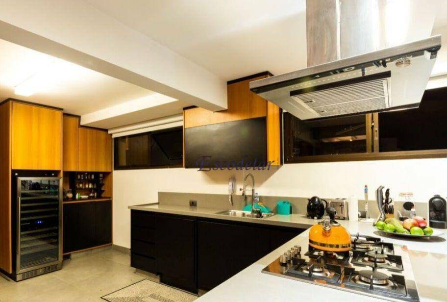 Apartamento à venda com 3 quartos, 220m² - Foto 8