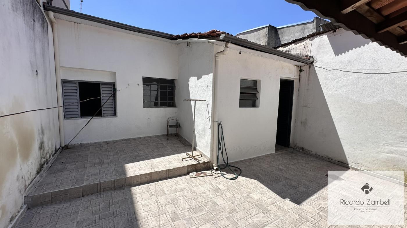 Casa à venda com 2 quartos, 300m² - Foto 15