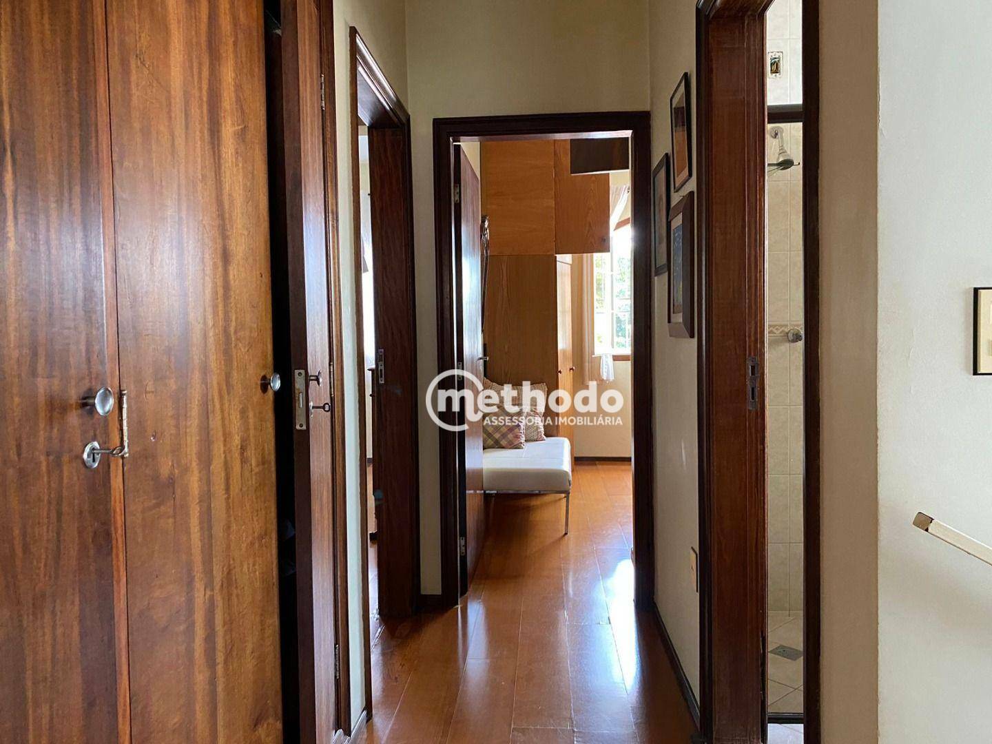 Casa à venda com 3 quartos, 227m² - Foto 13