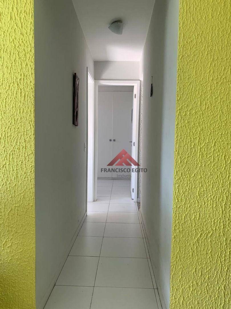 Apartamento à venda com 2 quartos, 62m² - Foto 11