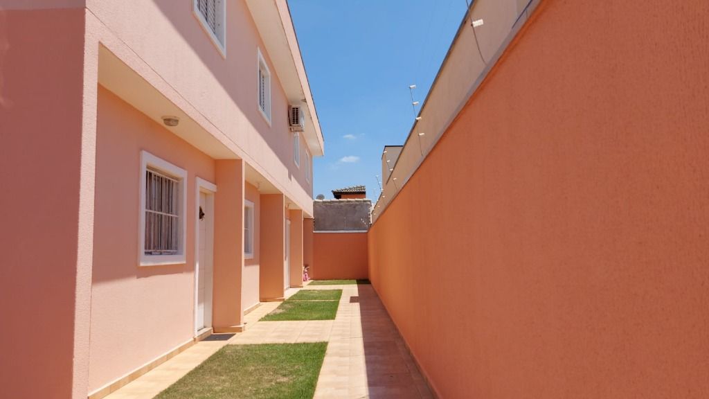 Sobrado à venda com 2 quartos, 62m² - Foto 12