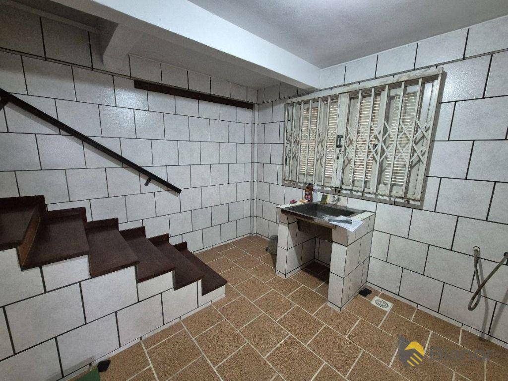 Casa à venda com 3 quartos, 160m² - Foto 17