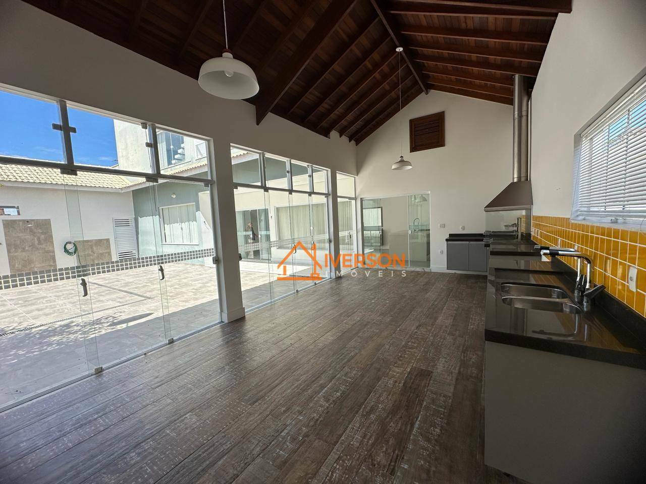 Sobrado à venda com 6 quartos, 394m² - Foto 23