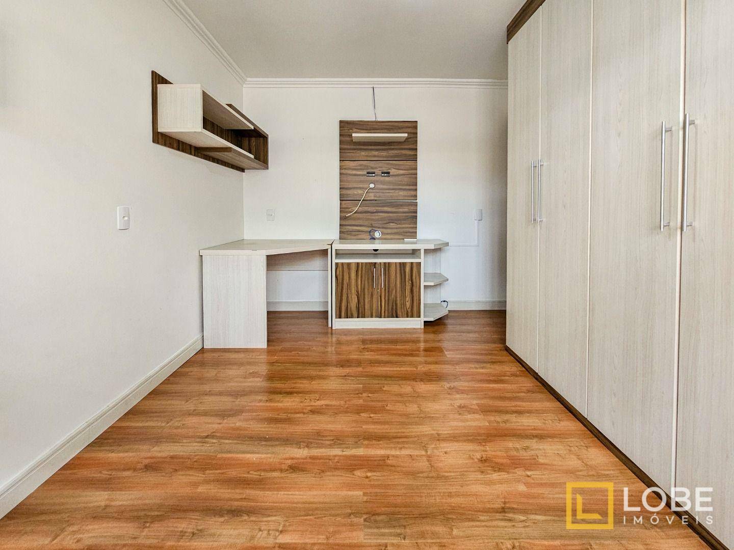 Casa à venda com 3 quartos, 300m² - Foto 28