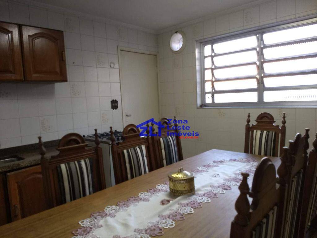 Casa de Condomínio à venda com 3 quartos, 210m² - Foto 22