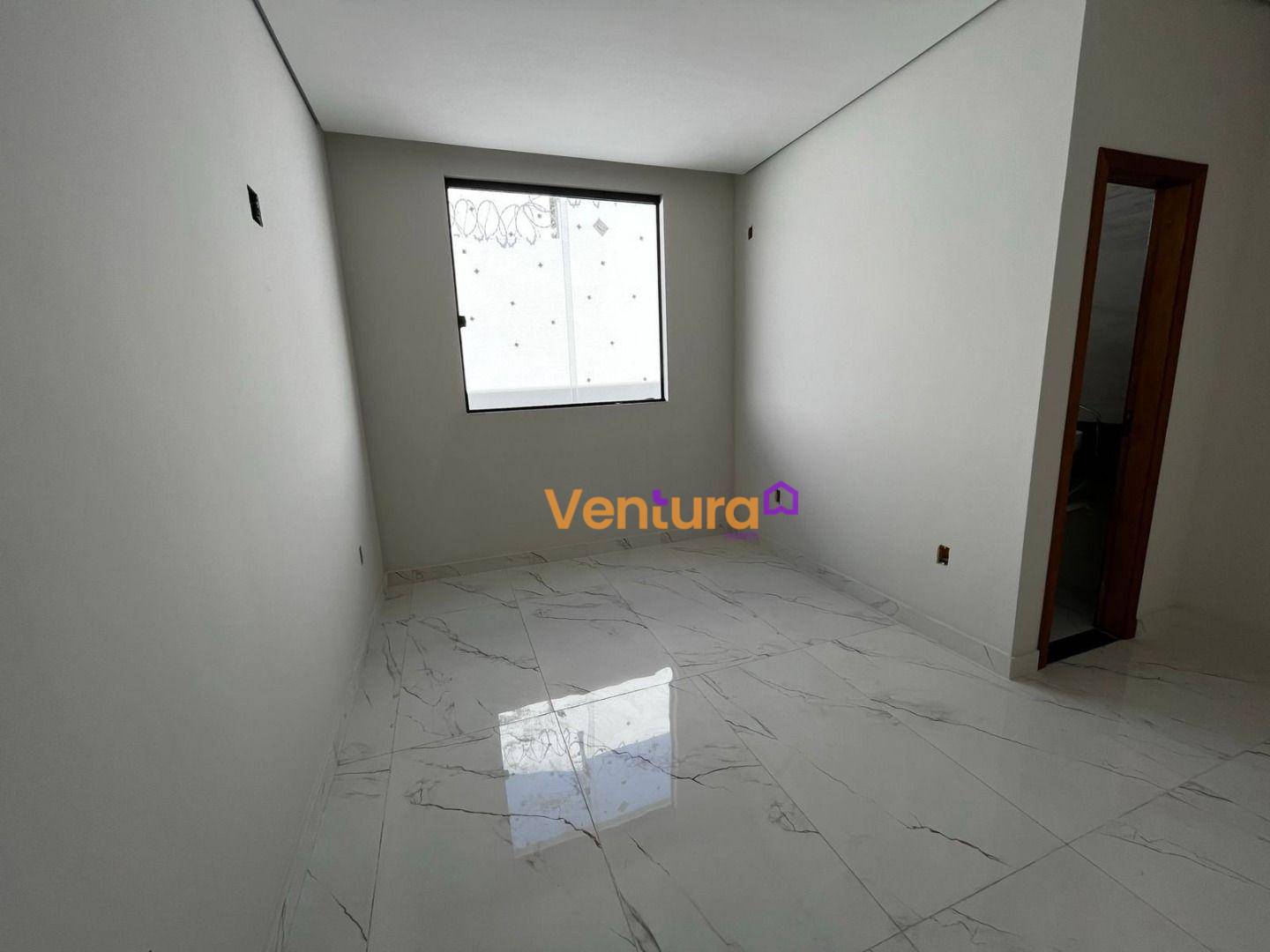 Casa à venda com 3 quartos, 180M2 - Foto 16