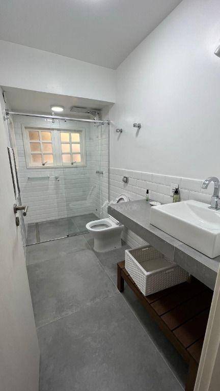 Casa à venda com 4 quartos, 220m² - Foto 7