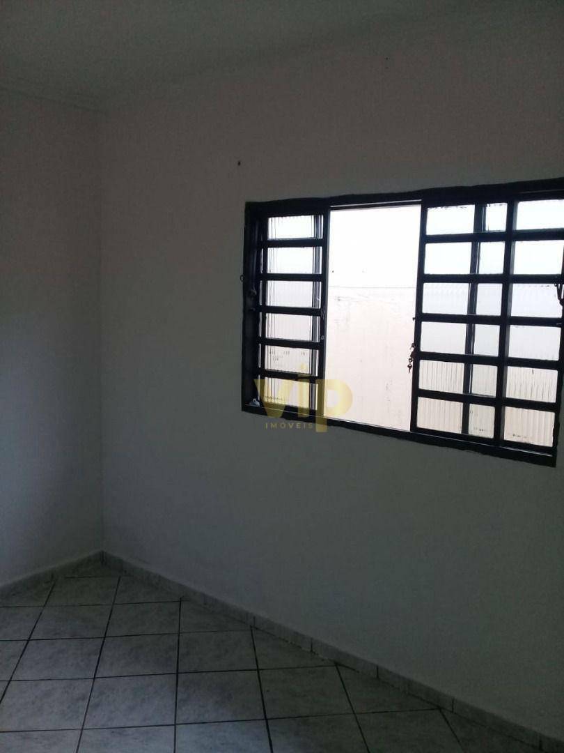 Casa à venda com 3 quartos, 94m² - Foto 5