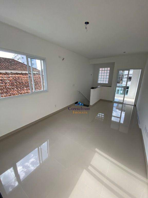 Casa à venda com 3 quartos, 110m² - Foto 1