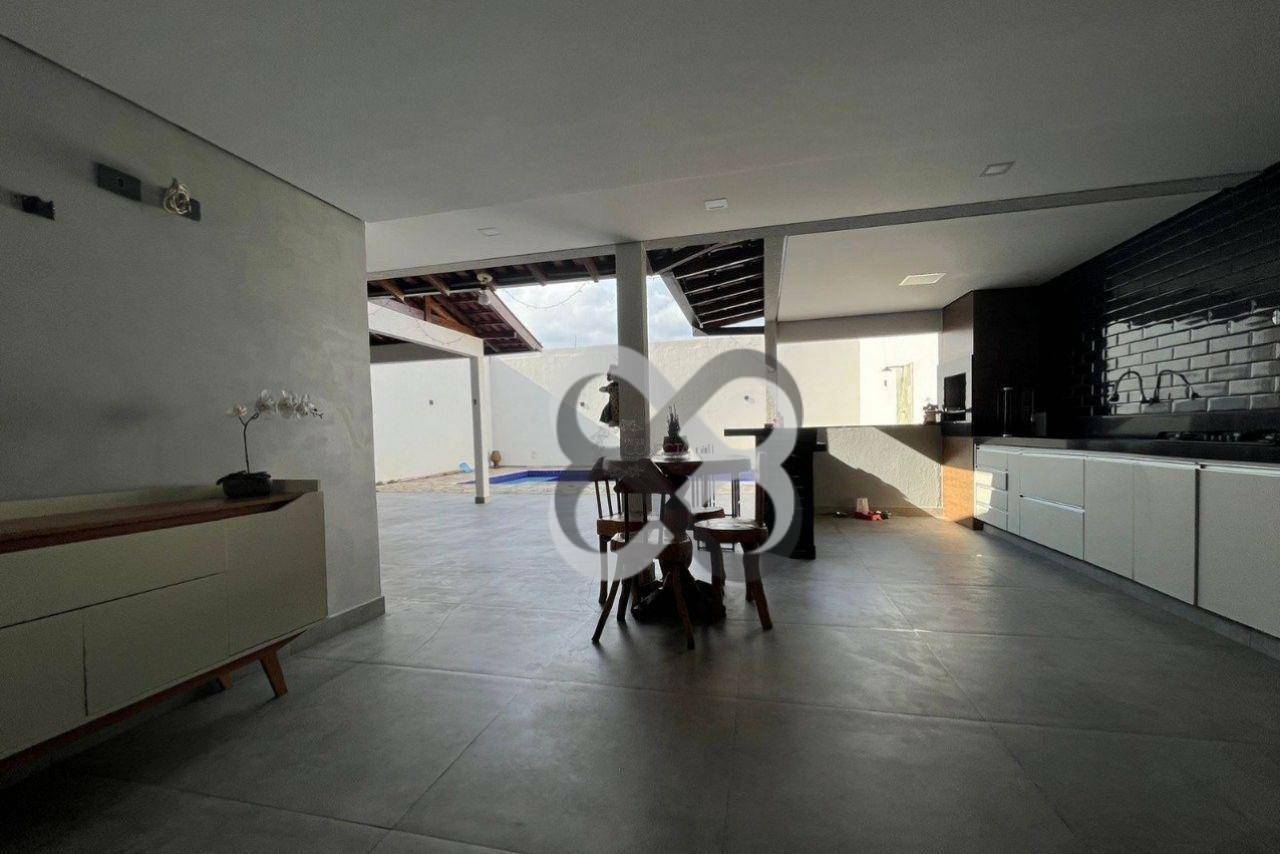 Casa à venda com 4 quartos, 236m² - Foto 16