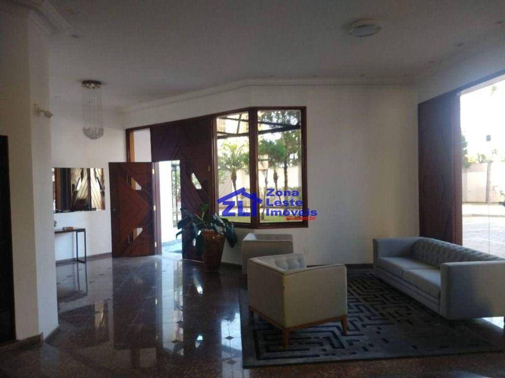 Apartamento à venda com 4 quartos, 210m² - Foto 2