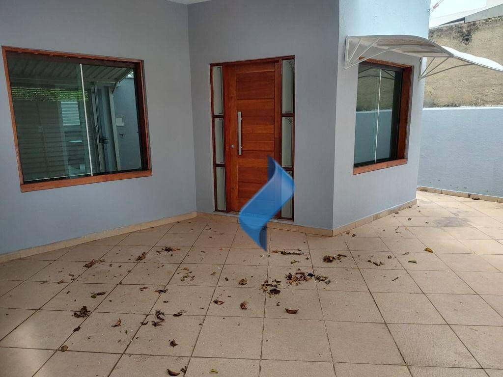 Casa à venda com 3 quartos, 180m² - Foto 6