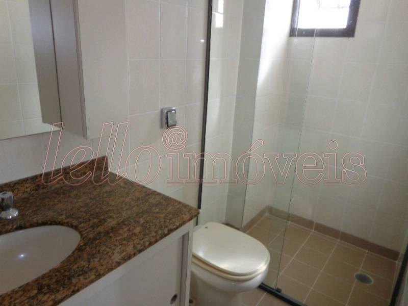 Apartamento para alugar com 3 quartos, 110m² - Foto 11