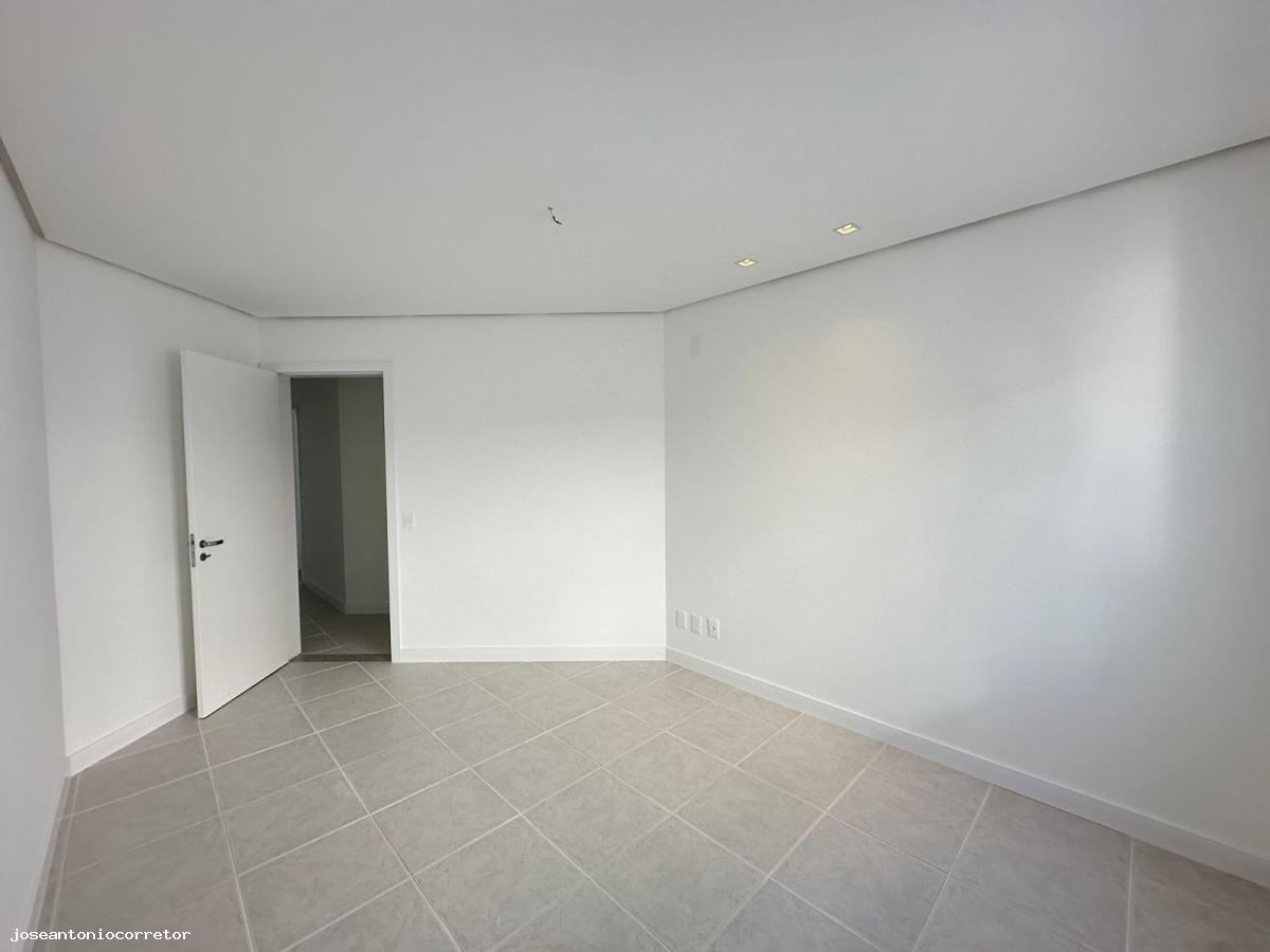 Apartamento à venda com 1 quarto, 186m² - Foto 13