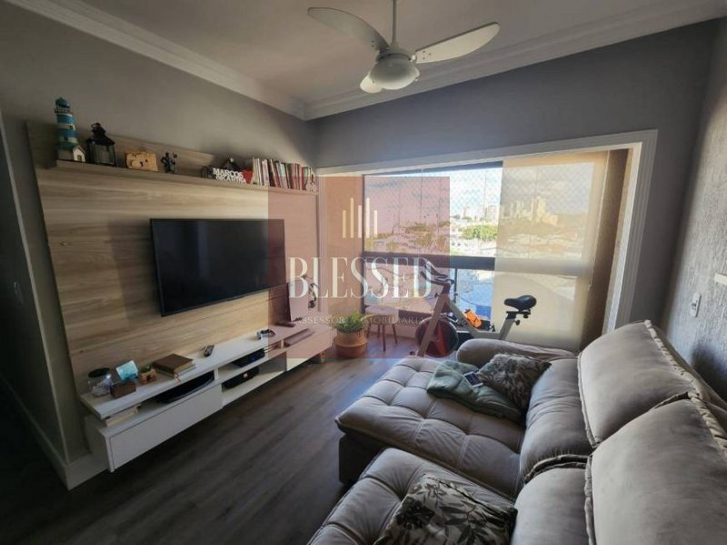 Apartamento à venda com 3 quartos, 70m² - Foto 12