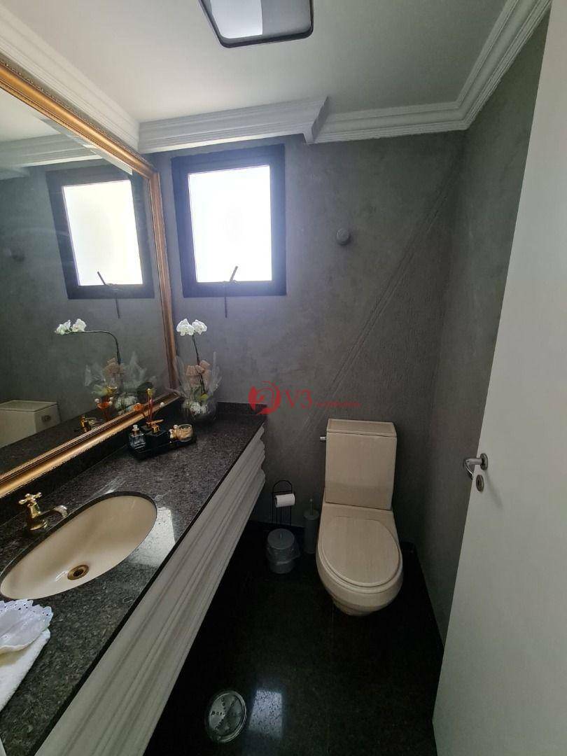 Apartamento à venda com 4 quartos, 220m² - Foto 13