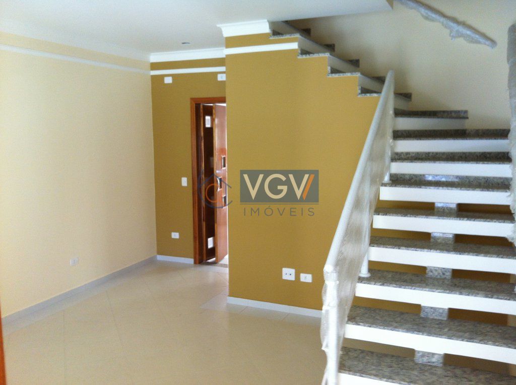 Casa à venda com 3 quartos, 102m² - Foto 3