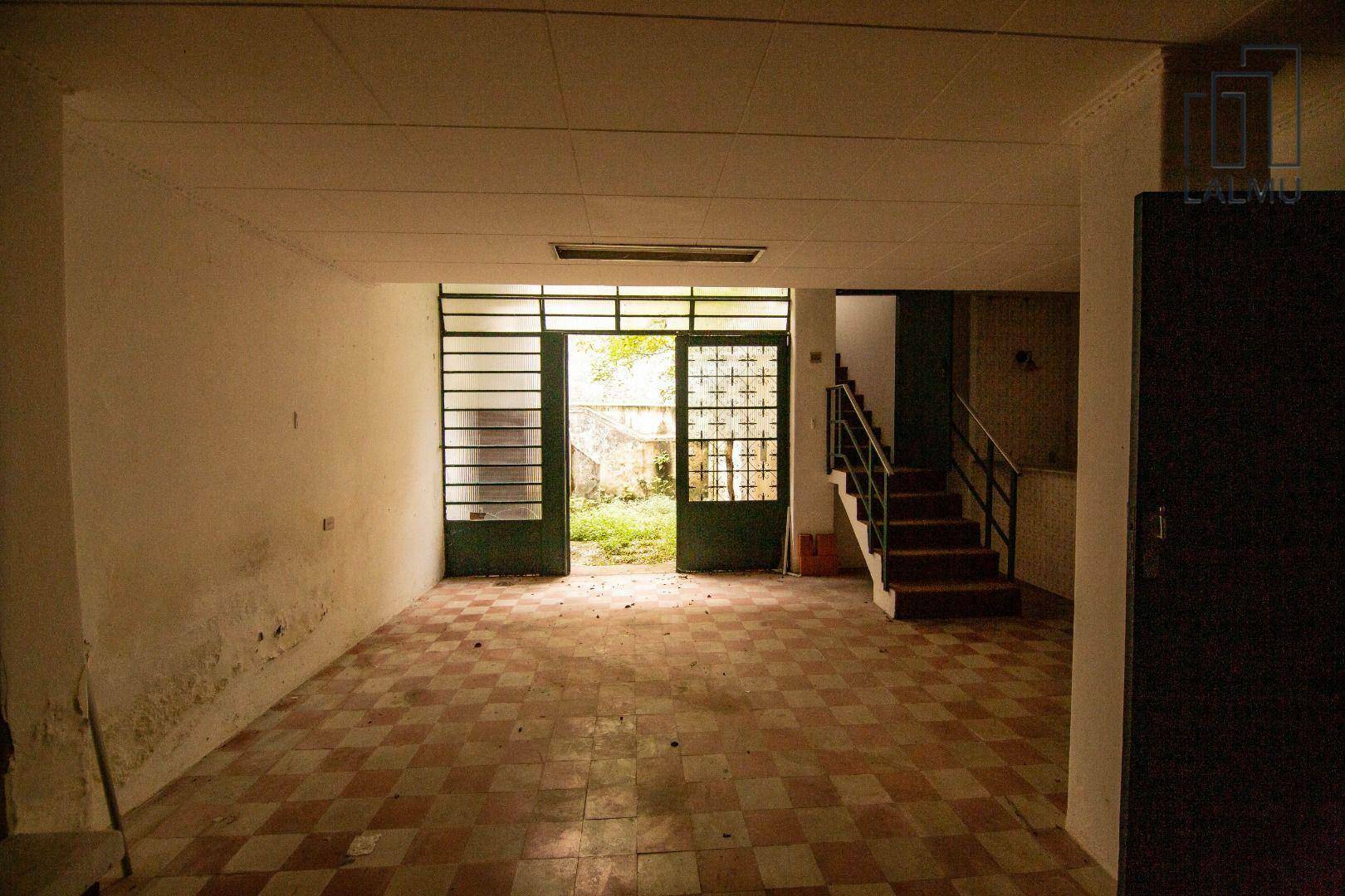 Sobrado para alugar com 3 quartos, 300m² - Foto 22