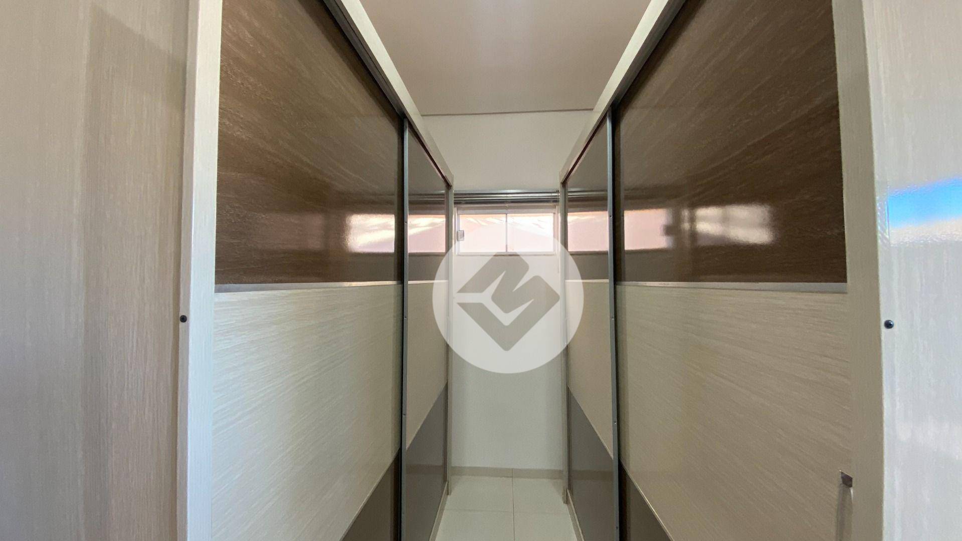 Casa à venda com 4 quartos, 293m² - Foto 12