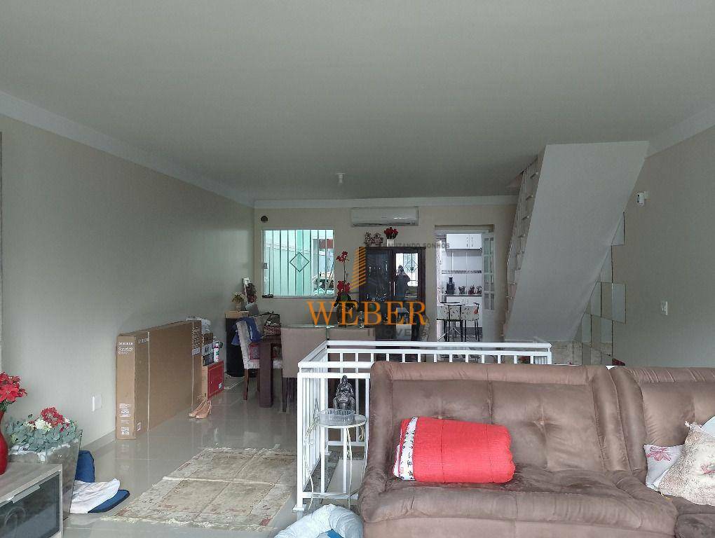 Sobrado à venda com 3 quartos, 156m² - Foto 3