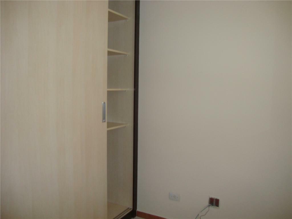 Apartamento à venda com 3 quartos, 64m² - Foto 6