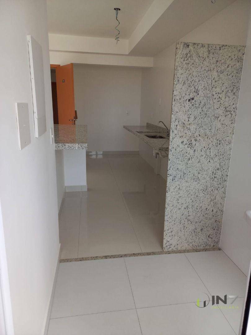 Apartamento à venda com 2 quartos, 83m² - Foto 5