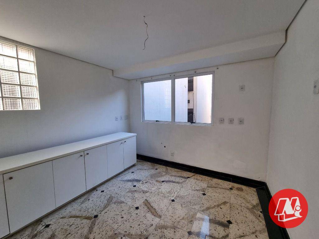 Casa para alugar, 300m² - Foto 35