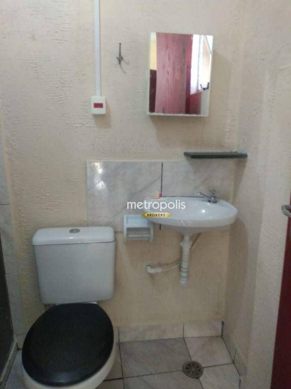 Casa à venda com 8 quartos, 250m² - Foto 13