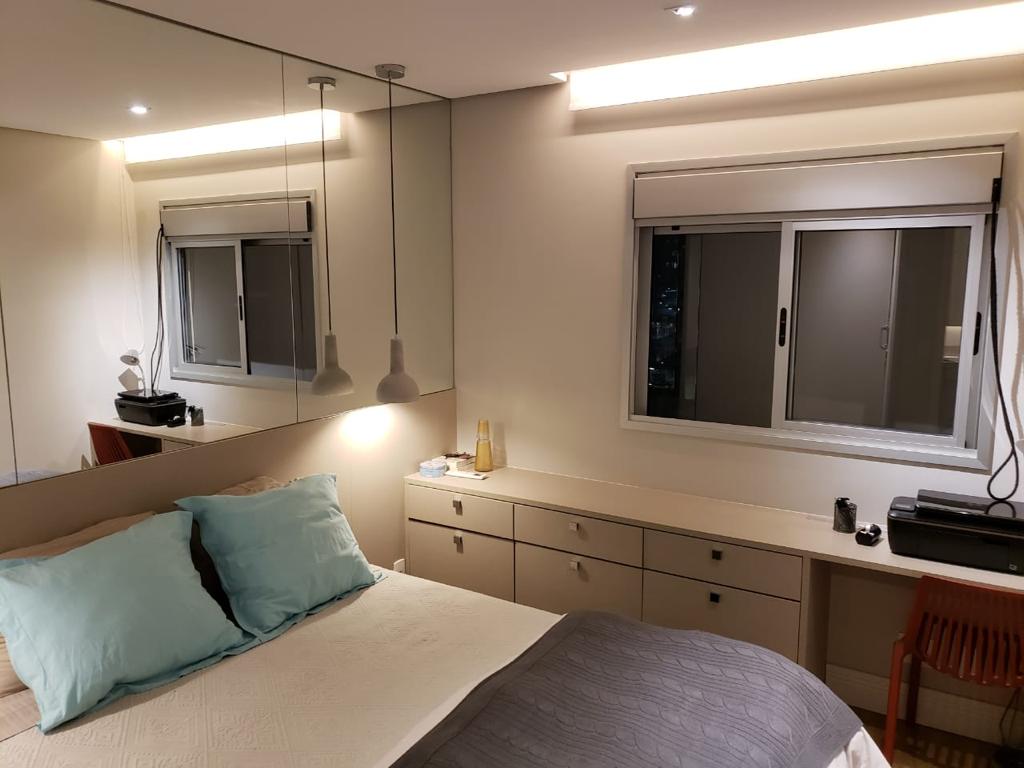 Apartamento à venda com 1 quarto, 50m² - Foto 13