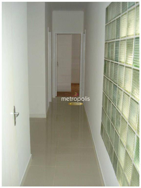 Casa à venda com 3 quartos, 243m² - Foto 11