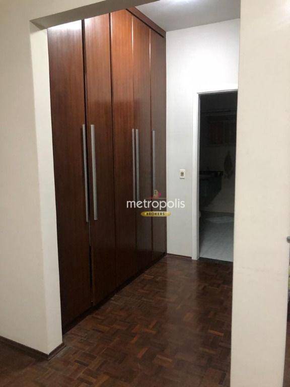 Casa à venda com 3 quartos, 296m² - Foto 19