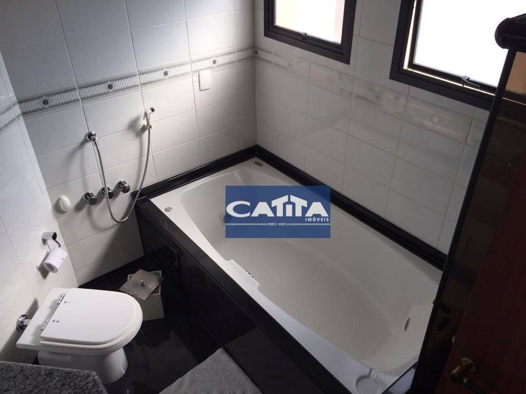 Apartamento à venda com 3 quartos, 204m² - Foto 9