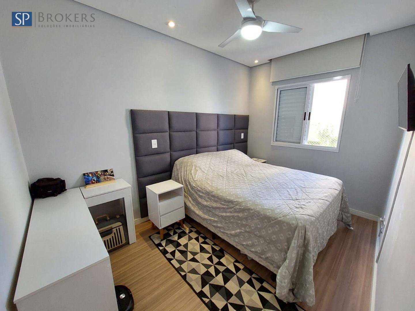 Apartamento à venda com 2 quartos, 67m² - Foto 9