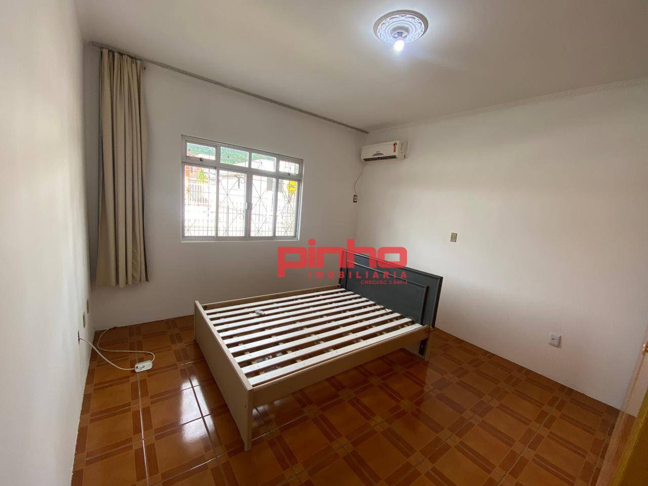 Casa para alugar com 3 quartos, 150m² - Foto 28