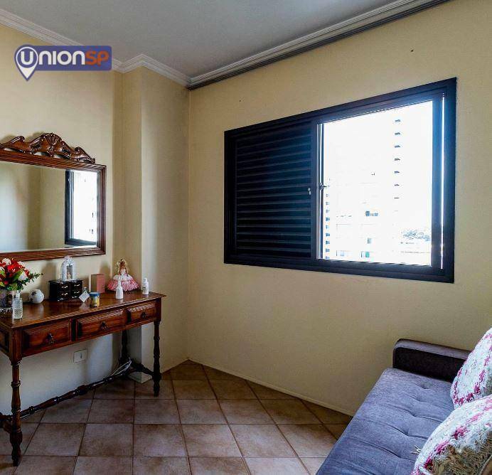 Apartamento à venda com 2 quartos, 72m² - Foto 11