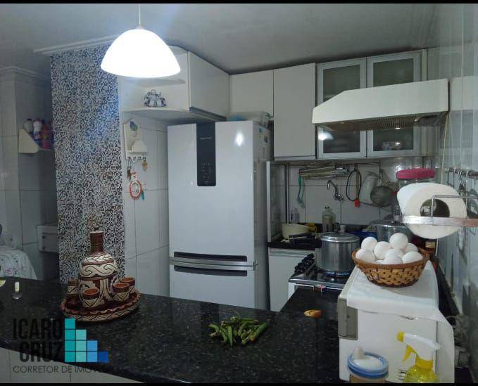 Apartamento à venda com 3 quartos, 80m² - Foto 3