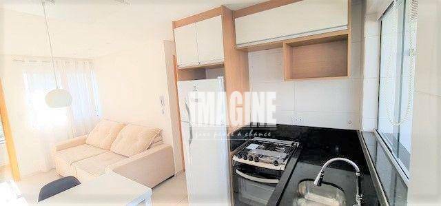 Apartamento à venda com 2 quartos, 49m² - Foto 2