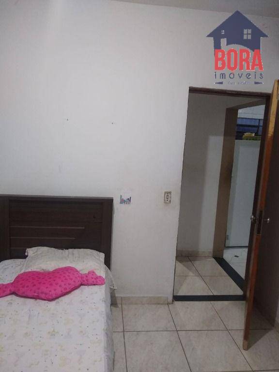 Casa à venda com 3 quartos, 140m² - Foto 25