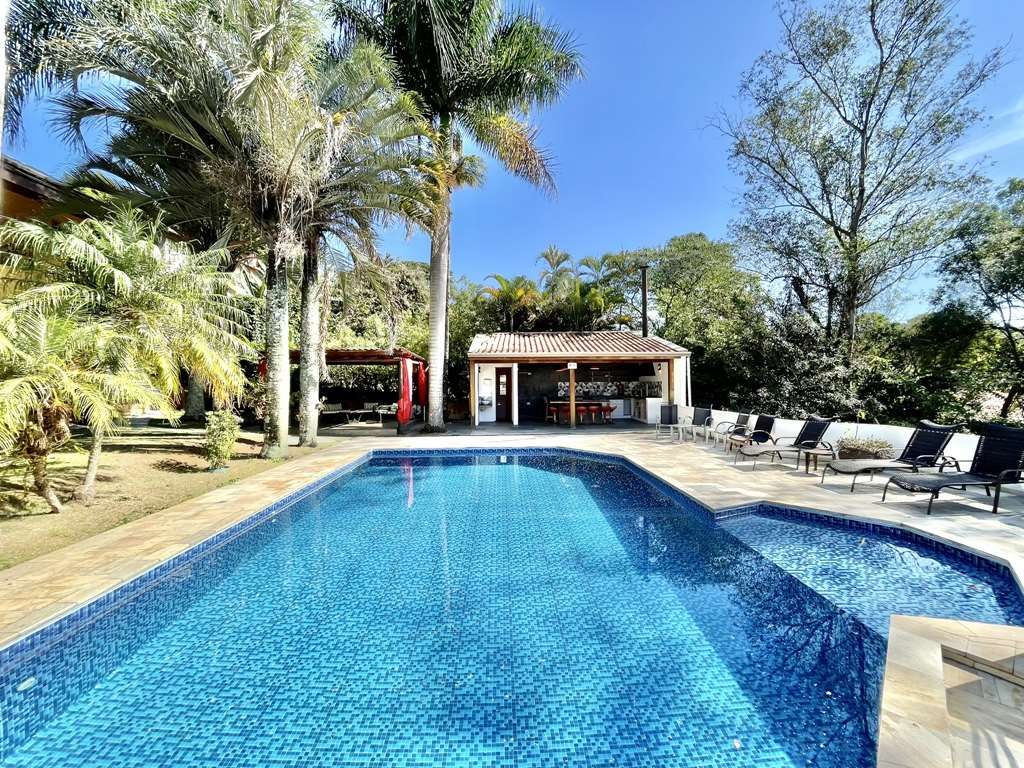 Casa de Condomínio à venda com 5 quartos, 608m² - Foto 2