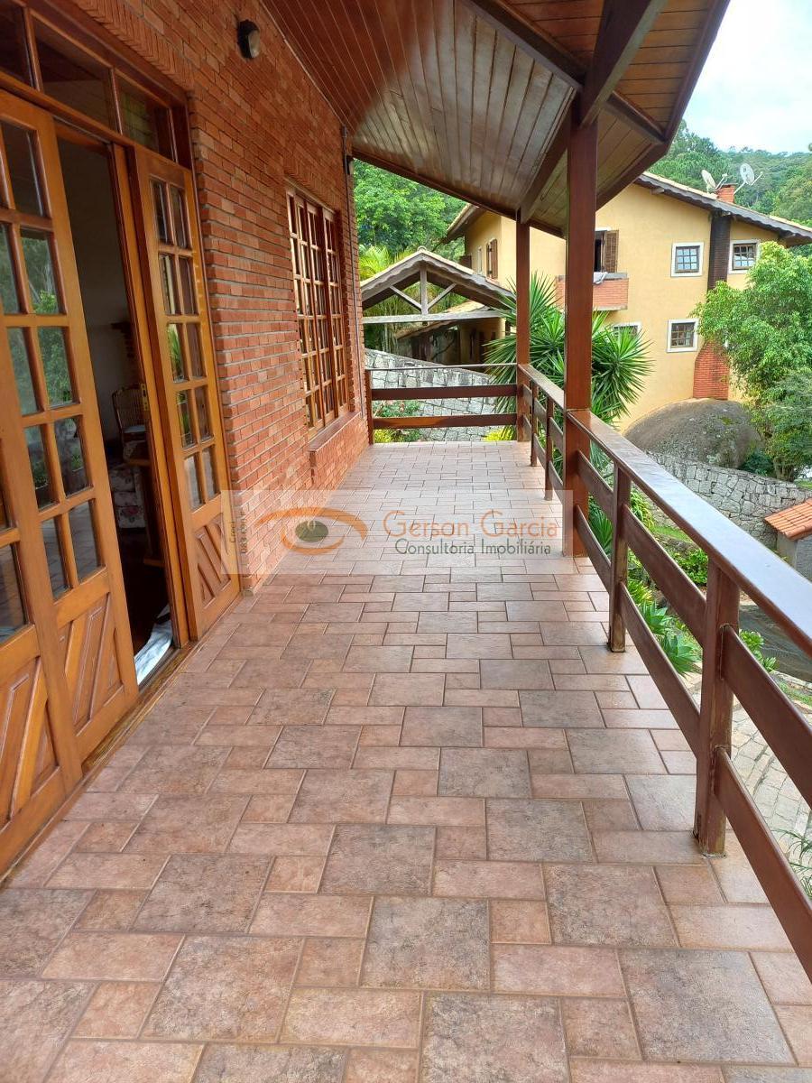Casa à venda com 3 quartos, 450m² - Foto 17
